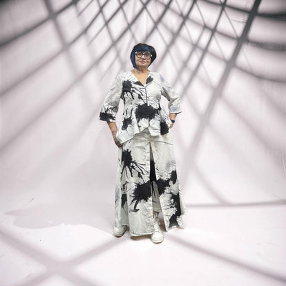 Ingrid Munt  skirt  pants 225 white/ black print