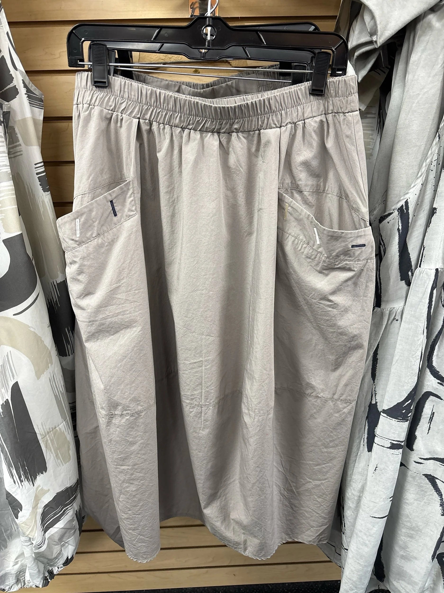 Sale 50% Off Luukaa Skirt 25y0405 Light Greige