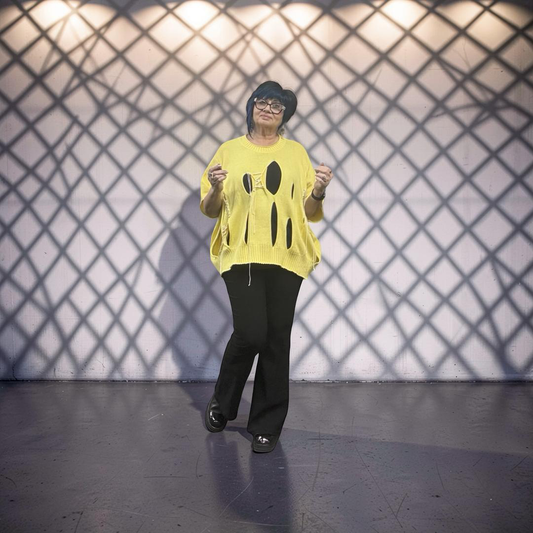 Bread & Butter Italy sweater St344 yellow with white application