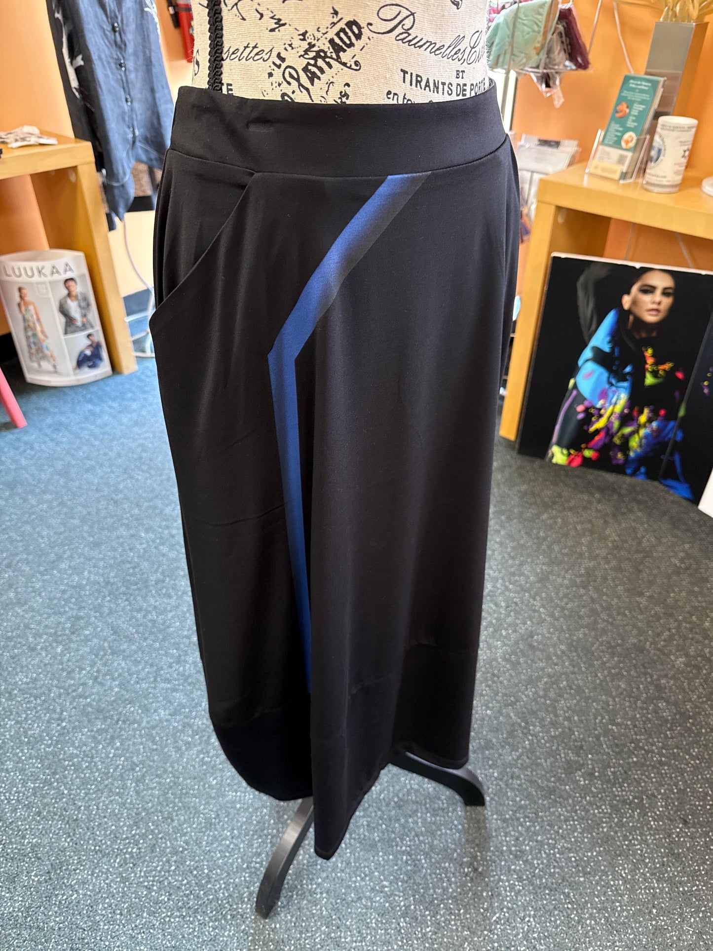 Ozai N Ku skirt 860194 black/ navy